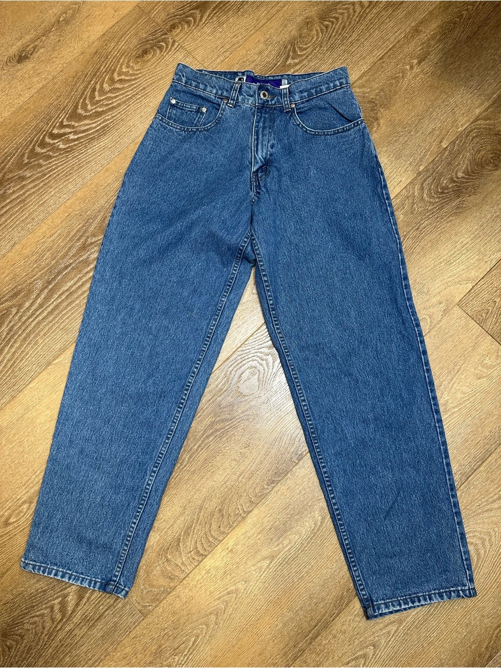 Levi’s Silver Tab Baggy - Vintage - sz 29 - missing back patch